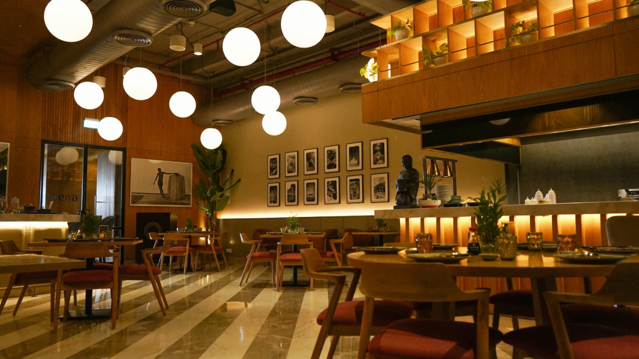 Bar & cocktails